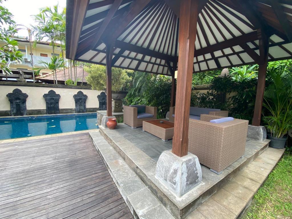 Bintang Bali Villa Kuta  Luaran gambar