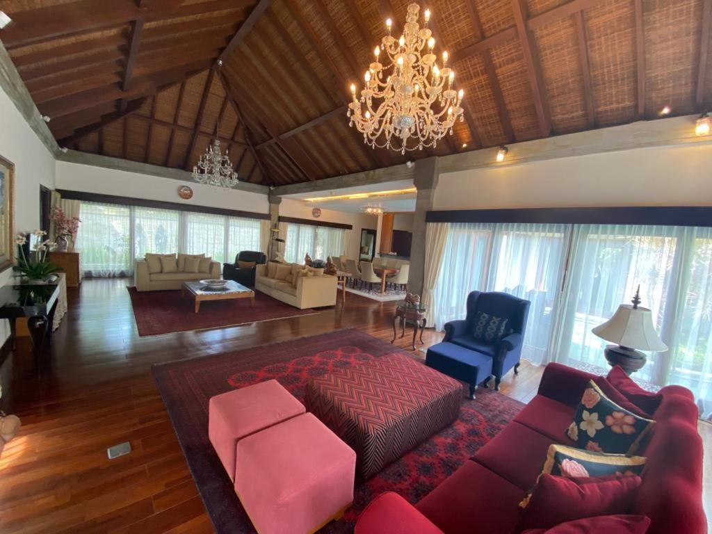 Bintang Bali Villa Kuta  Luaran gambar
