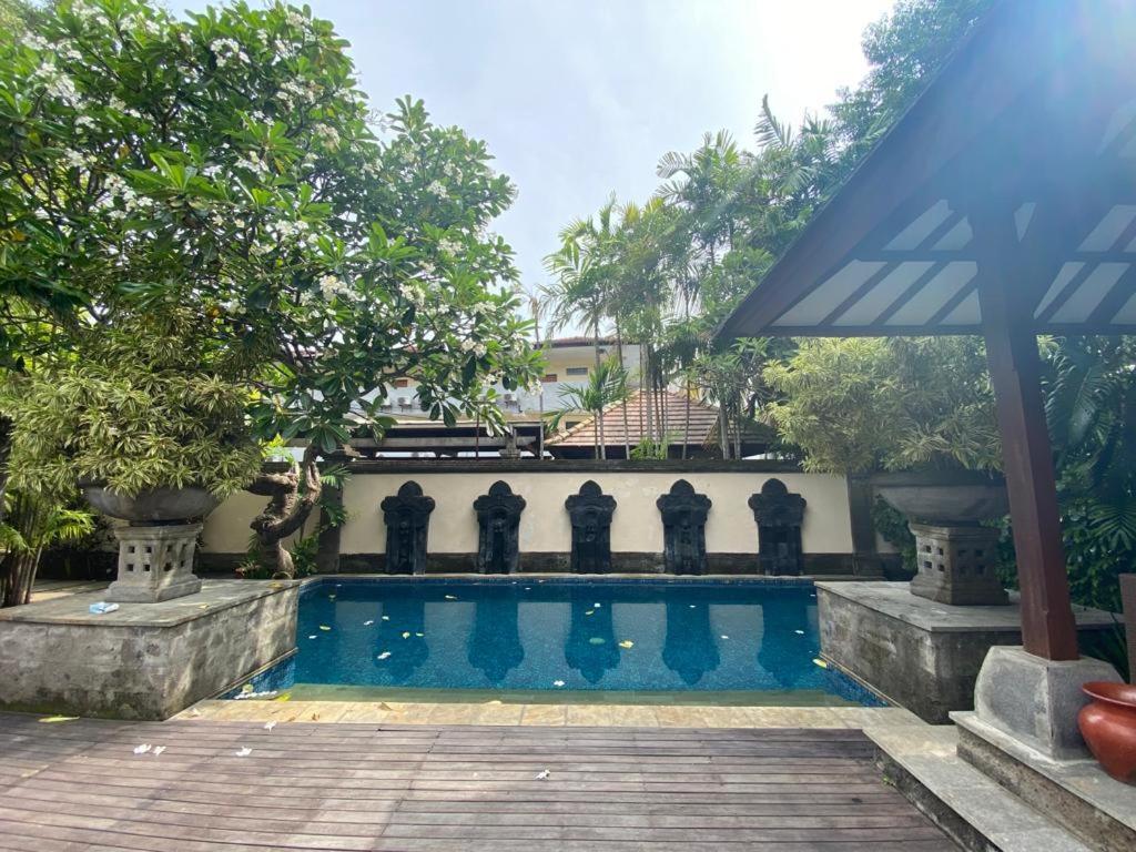 Bintang Bali Villa Kuta  Luaran gambar